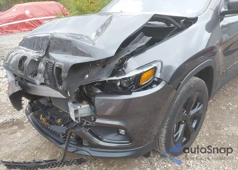 2019 Jeep Cherokee Altitude 4X4 z USA, uszkodzony, nr VIN 1C4PJMLB7KD354352